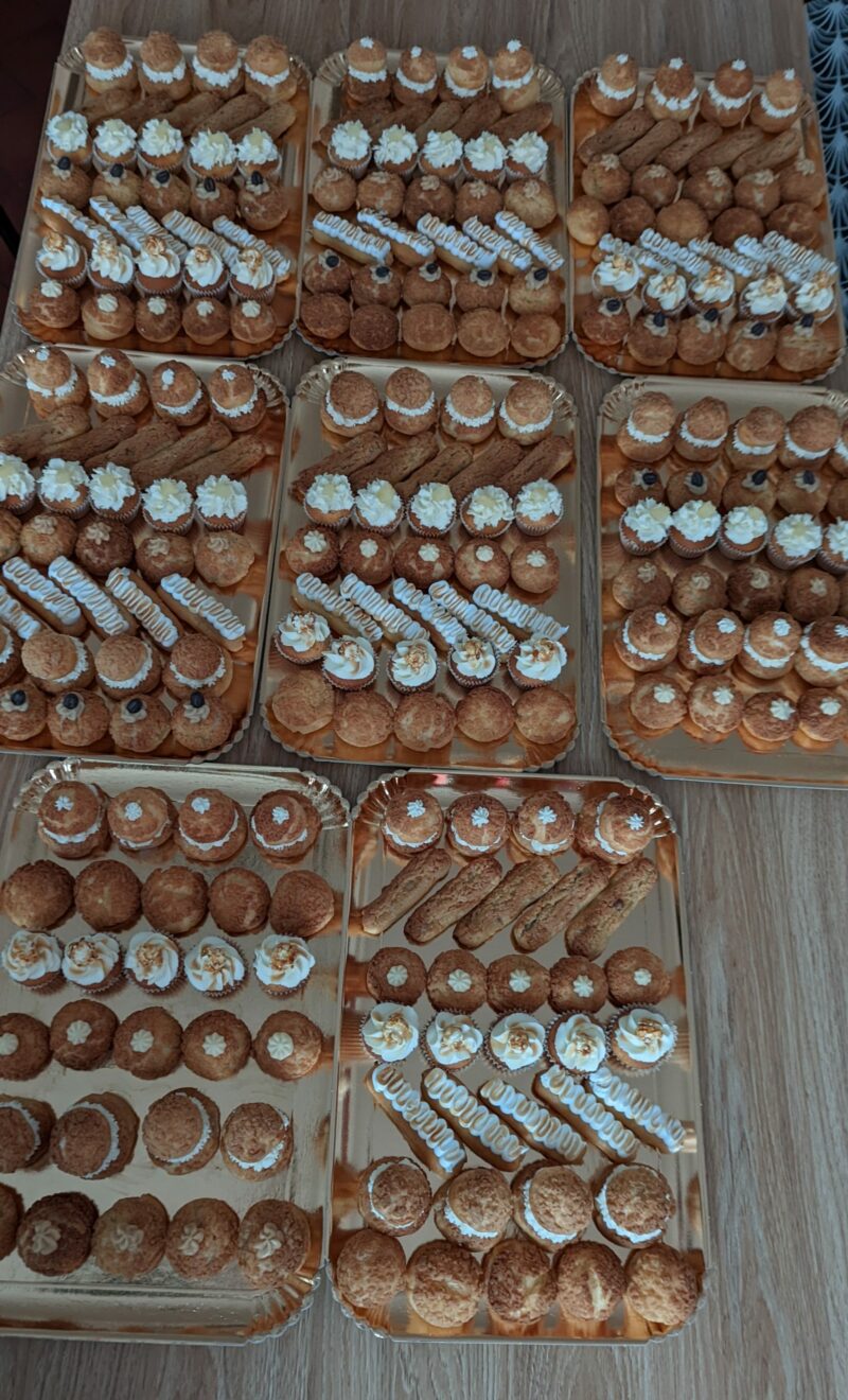 Eclairs - Image 4